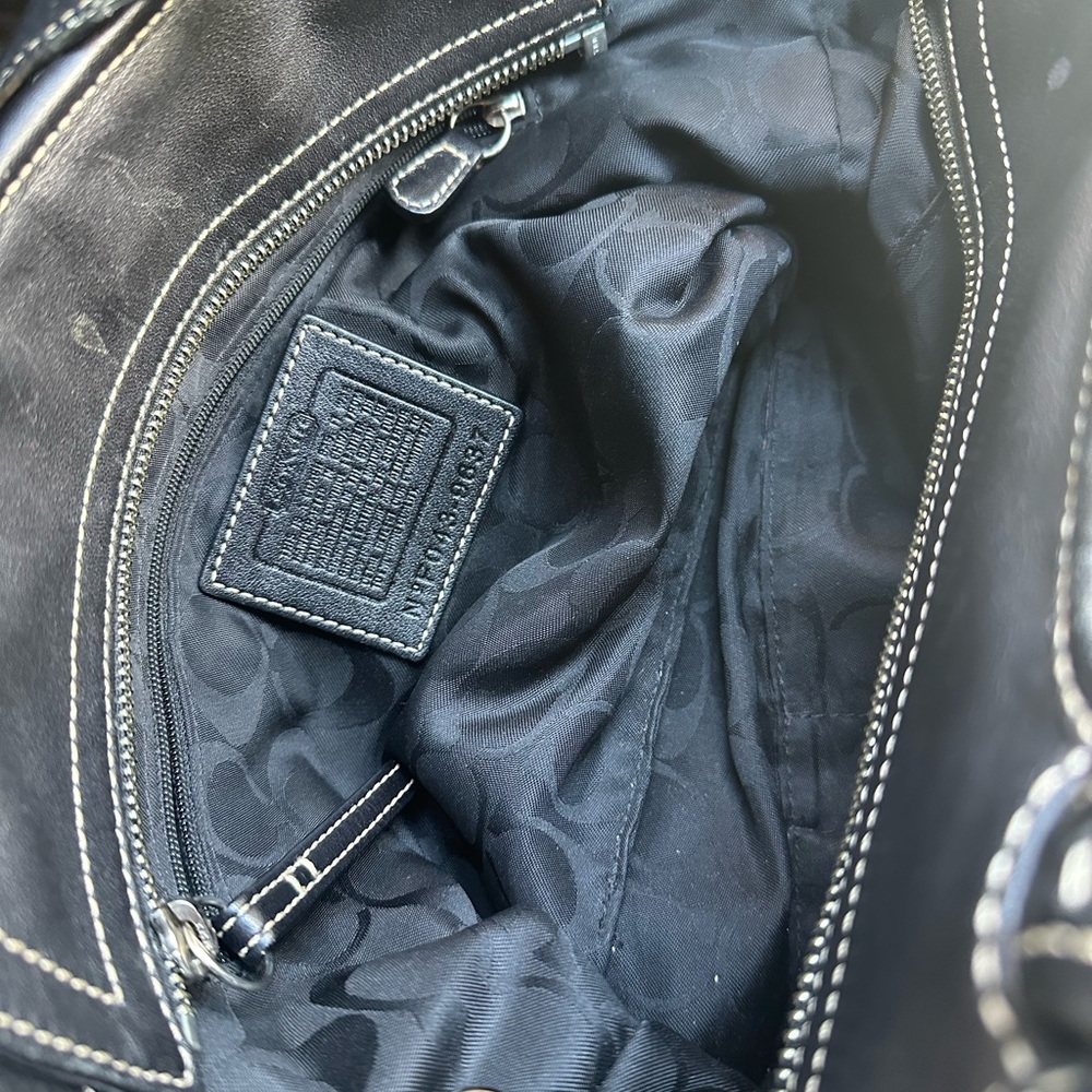 Handbag - Picture 3 of 6